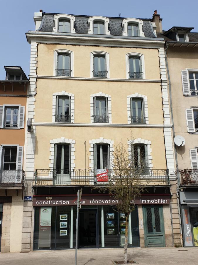 Tulle : Bel Appartement Lumineux En Centre Ville Екстериор снимка