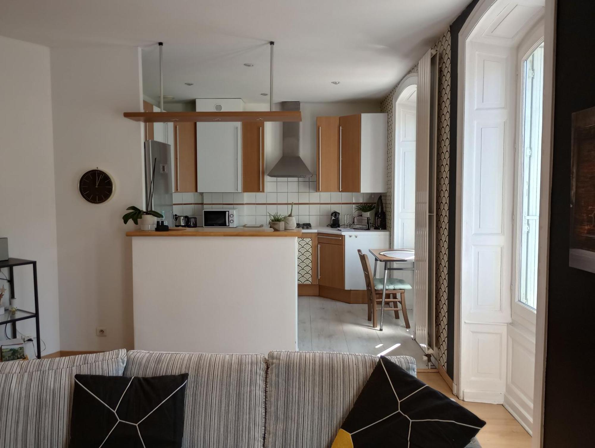 Tulle : Bel Appartement Lumineux En Centre Ville Екстериор снимка