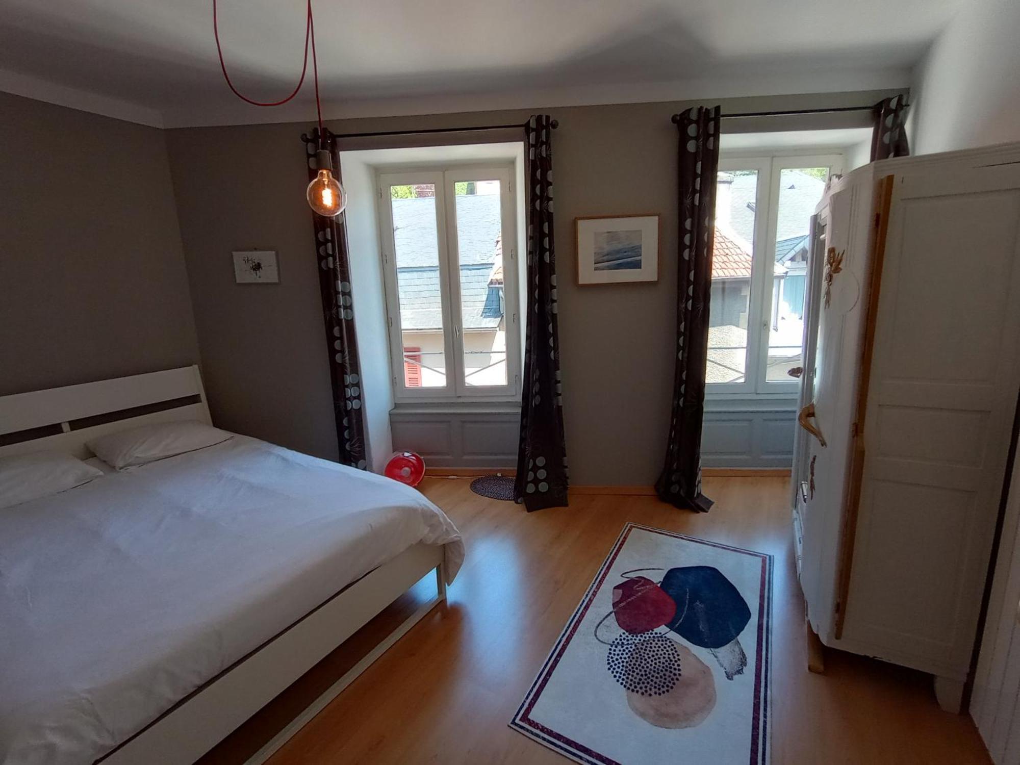 Tulle : Bel Appartement Lumineux En Centre Ville Екстериор снимка